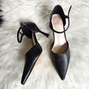 NWOT black ankle strap heels, size 39